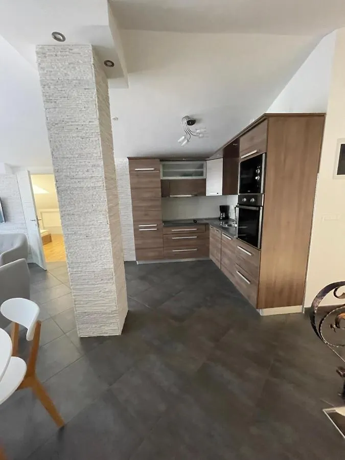 App 7 Aida Apartment Umag Croatia
